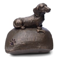 Pet Urn (UPU202 Dachshund With Paw).